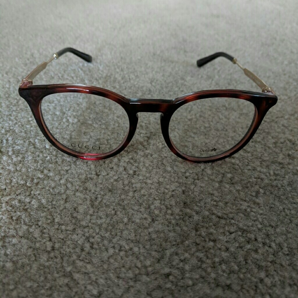 Gucci glasses
